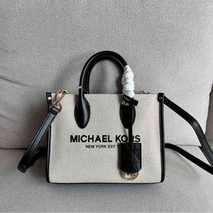 COPY - COPY - Micheal Kors Mirella tote bag.